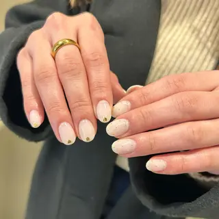 ネイル ⠀ loggy.のネイルデザイン