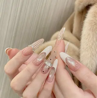 ネイル STAR ONE NAIL SALON所属・星 あみのネイルデザイン