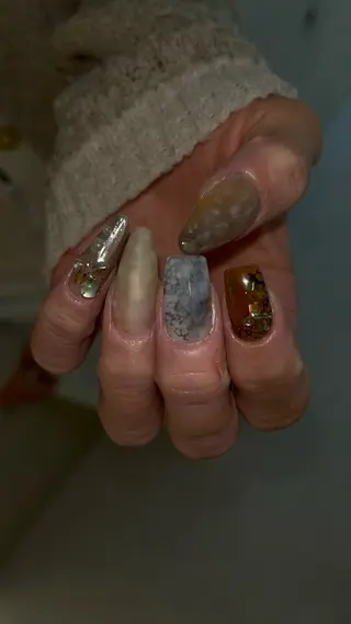 ネイル SoLuna Hikariのネイルデザイン