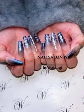 セミロング ネイルサロン ダブルのネイルデザイン