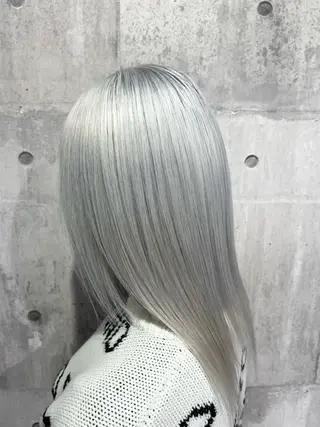 ミディアム カラー mimiiy梅田 中崎町ハイトーンのヘアスタイル