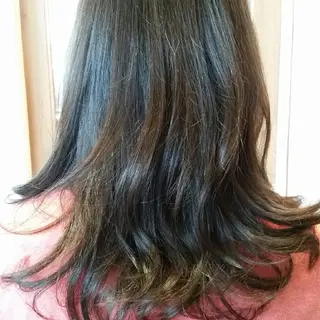 カラー 堀 望美のヘアスタイル