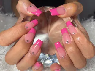 ネイル マツエク・マツパ アイブロウ Nail&eye Belire 新宿のネイルデザイン