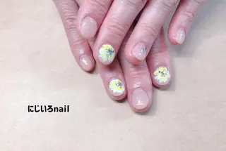 ネイル にじいろ nailのネイルデザイン