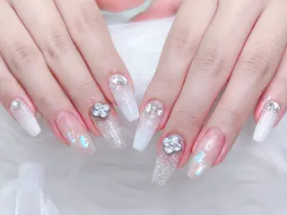 ネイル M🌷nail 長さだし専門店のネイルデザイン