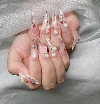 ネイル Lee Nailsのネイルデザイン