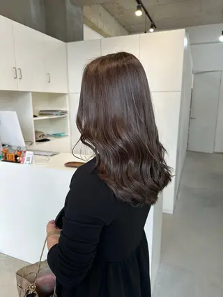 ロング カラー カイリ /レイヤーカットのヘアスタイル