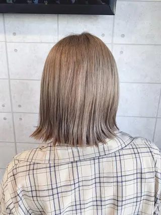 ショート カラー ヘアアレンジ 🌿‬ ܸAir 透明感🌱西村知佳のヘアスタイル