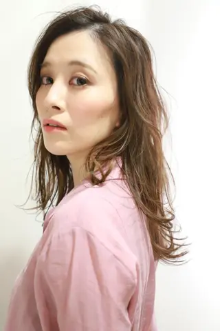 セミロング Hair Resort LUANA所属・岡元 朗弘のヘアスタイル
