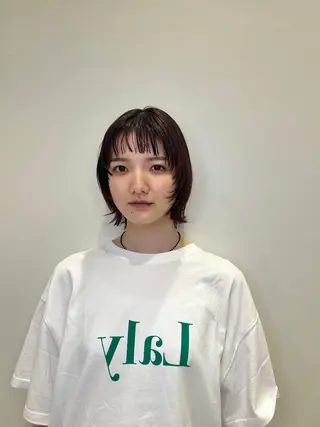 ショート カラー ニュートラルカラー 🧊横田 さえのヘアスタイル