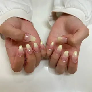 ネイル Raviy福岡店所属・manoka .のネイルデザイン