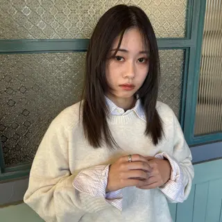 ミディアム little garden/樹里のヘアスタイル