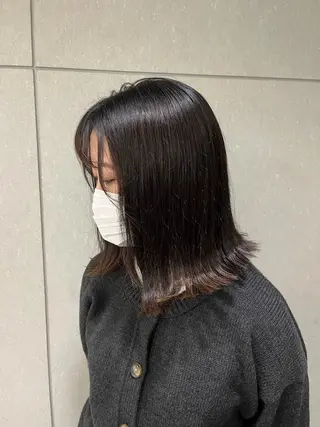 ミディアム UNBIRTHDAY amiのヘアスタイル