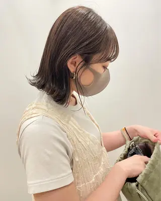 カラー レイヤーカット/長岡 グレージュ/マユ🎀のヘアスタイル