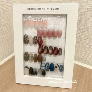 ネイル Bianca 🪽 Nakajimaのネイルデザイン
