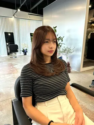 セミロング hyphen《ハイフン》所属・市村 香多のヘアスタイル