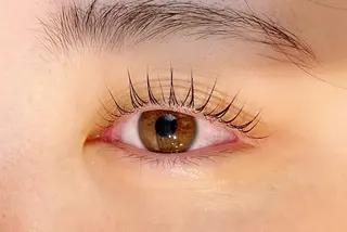 マツエク・マツパ 矢澤 まなみの眉毛・アイブロウイメージ