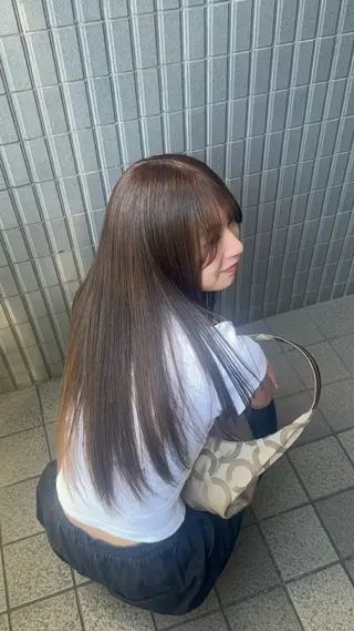 ロング レイヤー✂️ ハイトーン💖モテ髪のヘアスタイル