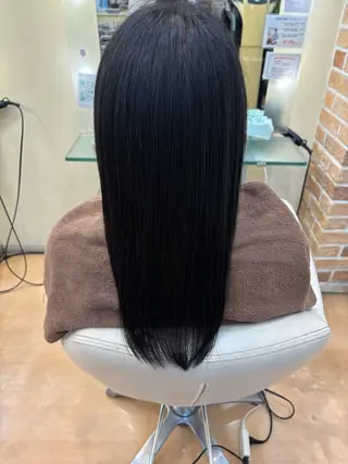 CONCHE原店所属・岩木 花華のヘアスタイル