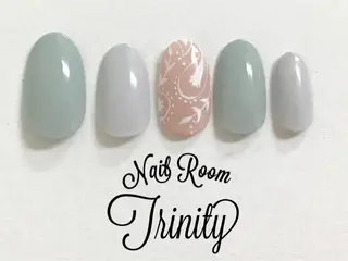 ネイル Trinity staffのネイルデザイン