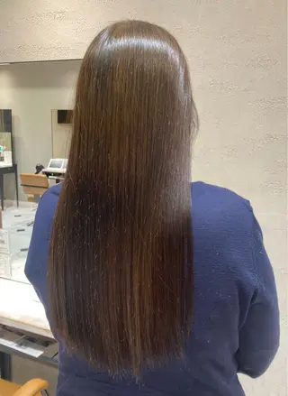 カラー 中山 千尋のヘアスタイル