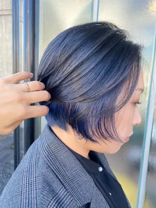 ショート カラー 百瀬 なつ美のヘアスタイル