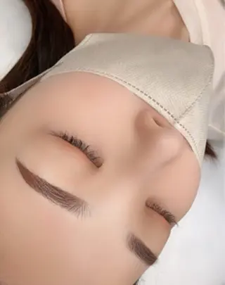 アイブロウ SAKURASPA所属・SAKURA SPAの眉毛・アイブロウイメージ
