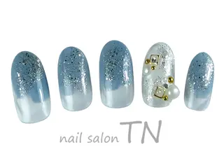 ネイル 寺嶋 ひなのネイルデザイン