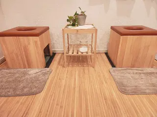 u-LALA by ROCHIE ×よもぎ蒸し所属・u-LALA  よもぎ蒸しのエステ・リラクイメージ