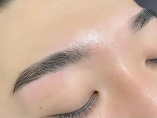 アイブロウ 𝐑𝐮𝐧𝐚❤︎ ワンホンの眉毛・アイブロウイメージ