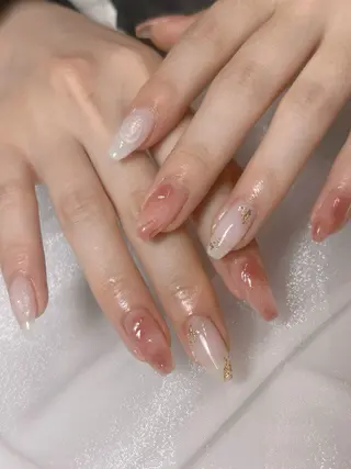 ネイル nico +所属・nico + 鷲野のネイルデザイン