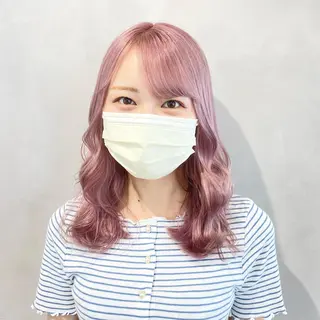 セミロング カラー 💖暖色・ハイトーン 🐈みおり💖のヘアスタイル