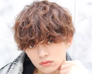 パーマ メンズ特化 遠山もゆるのヘアスタイル