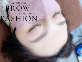 引きで見てもcawaii❤︎

今よりもっと素敵に！

眉毛迷子さん、お任せください☺︎(間引きなし) | 羽生 杏菜