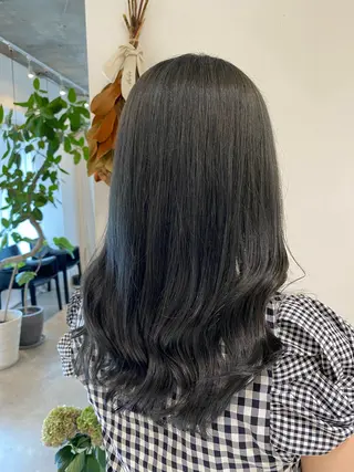 ミディアム カラー ducha所属・DUCHA Tomida naoのヘアスタイル