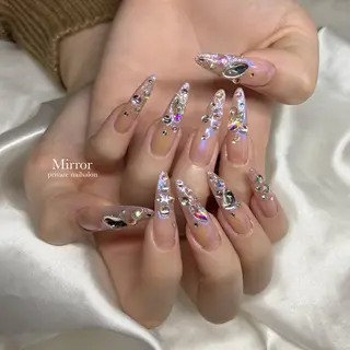ネイル nailsalon Mirrorのネイルデザイン