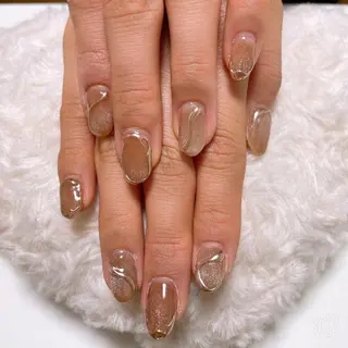 ネイル The Best Beauty受付担当のヘアスタイル