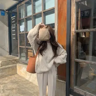 ロング カラー ヘアアレンジ 透け上品ハイトーン 職人ゆうと🤍のヘアスタイル