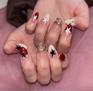 ネイル 𝐁𝐞𝐥𝐥 𝐦𝐞のネイルデザイン