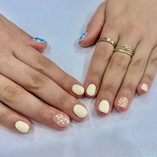 ネイル アンリッシュ池袋 小泉のネイルデザイン