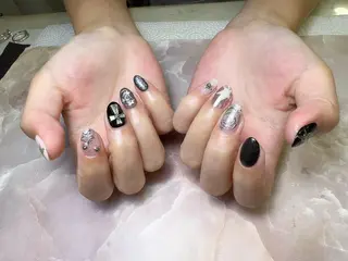 ネイル RINA 🌸のネイルデザイン