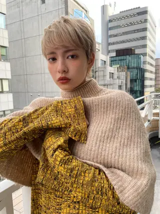 ショート カラー ショート/ボブ/ 心斎橋/宮脇美奈のヘアスタイル