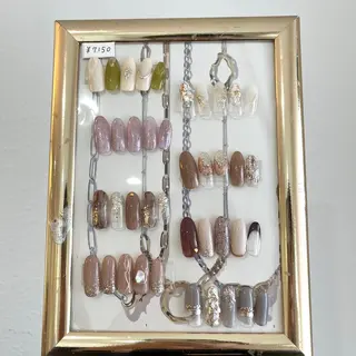 ネイル Lumos nails&eyelashes桜川店所属・Lumos hirocoのネイルデザイン