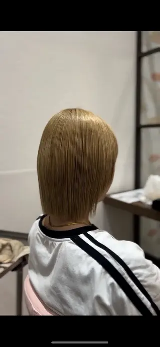 ショート Wiz新松戸店所属・勅使河原 なずなのヘアスタイル