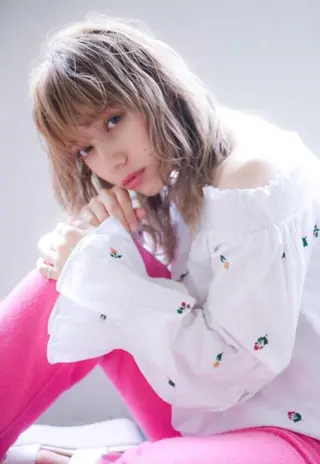 ミディアム カラー SALOWIN 表参道所属・シンカ 表参道のヘアスタイル