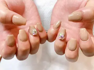 ネイル SOARE🤍 🤍のネイルデザイン