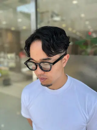 ショート パーマ メンズ ハイトーン× デザイン　Runoのヘアスタイル