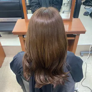 セミロング カラー 照井 美璃のマツエク・マツパデザイン