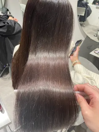 ロング ナカムラ イヅミのヘアスタイル