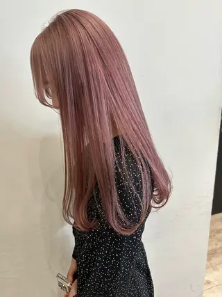 ロング りん/ワンホン/艶髪 ／小顔顔周りカットのヘアスタイル